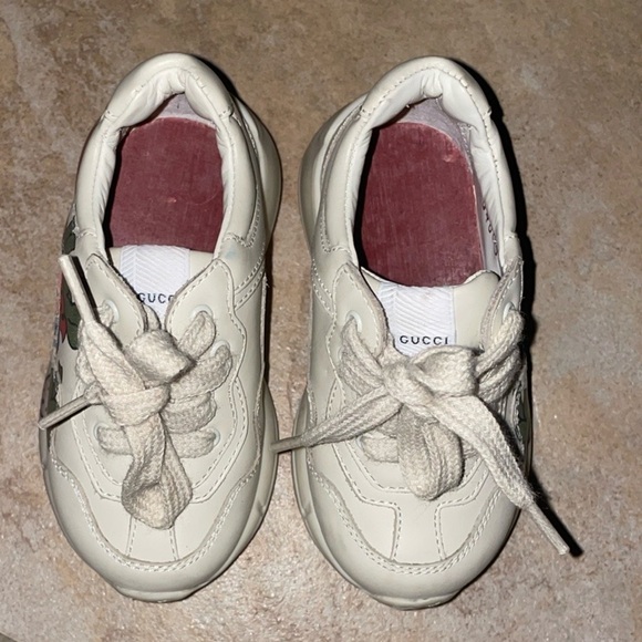 Baby Gucci Beige Multicolour Rhyton Strawberry Sneaker size 20 - Picture 3 of 9
